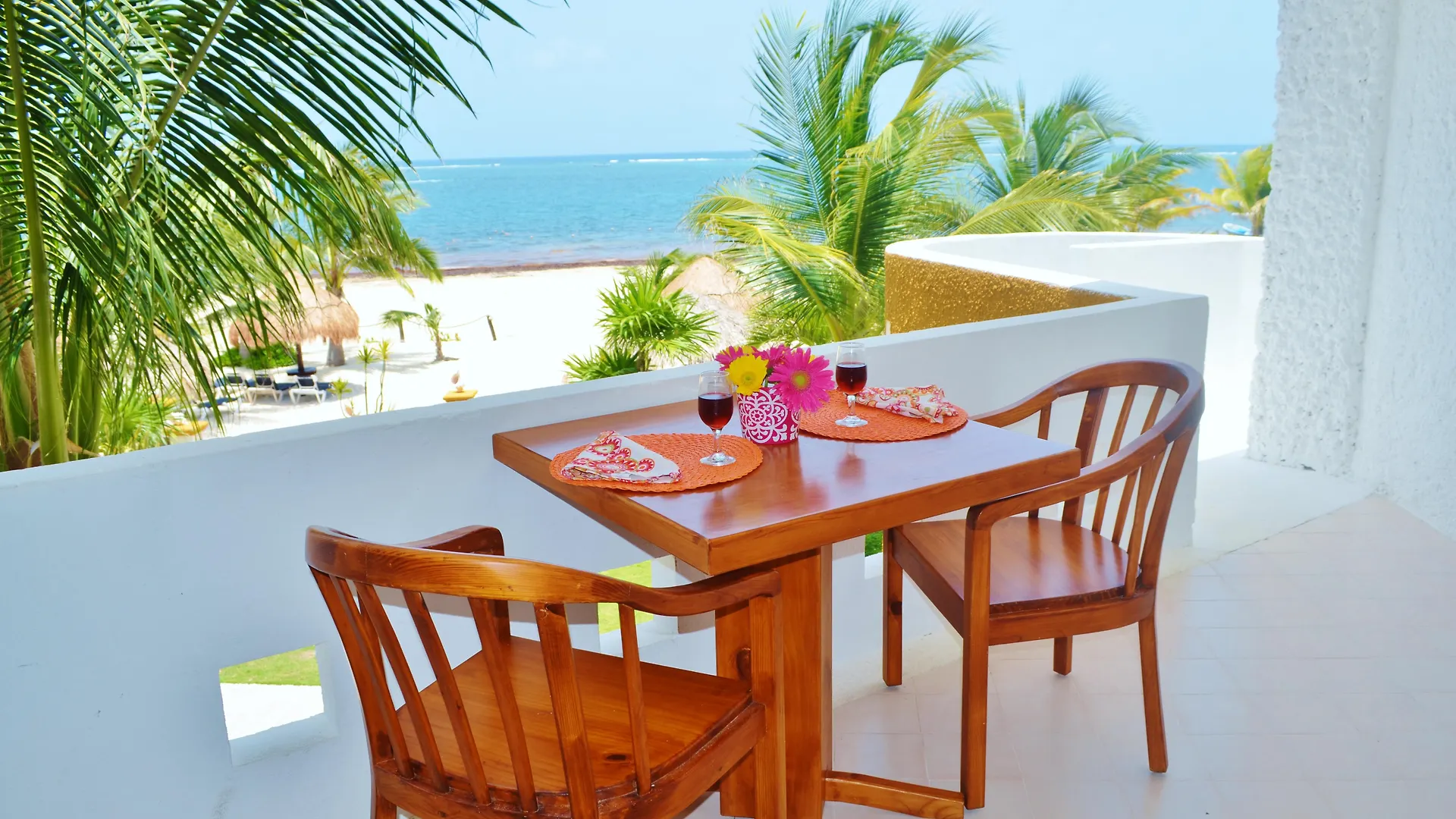 Aparthotel Arrecifes Suites Puerto Morelos
