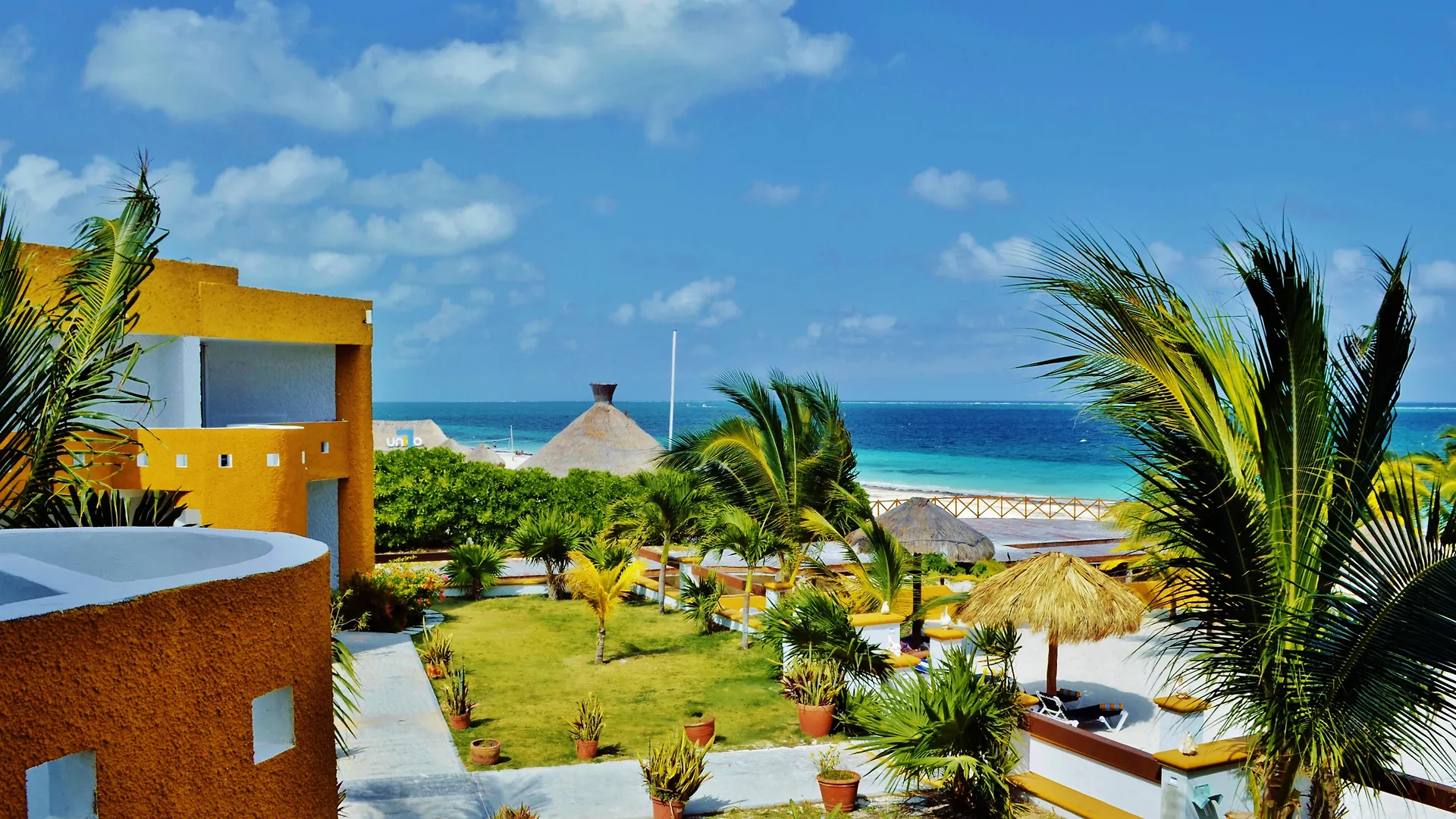 Arrecifes Suites Puerto Morelos 3*,